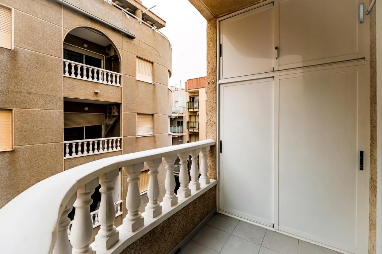 Apartamento Alegria Id105 Torrevieja Esterno foto