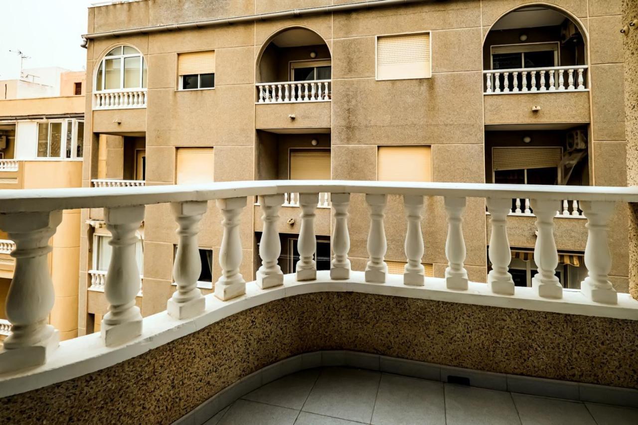 Apartamento Alegria Id105 Torrevieja Esterno foto